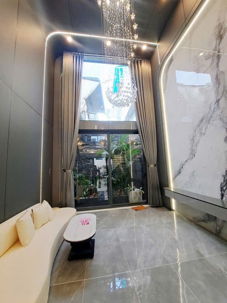 SIÊU PHẨM HXH – NHÀ 5 TẦNG MỚI – THIẾT KẾ HIỆN ĐẠI